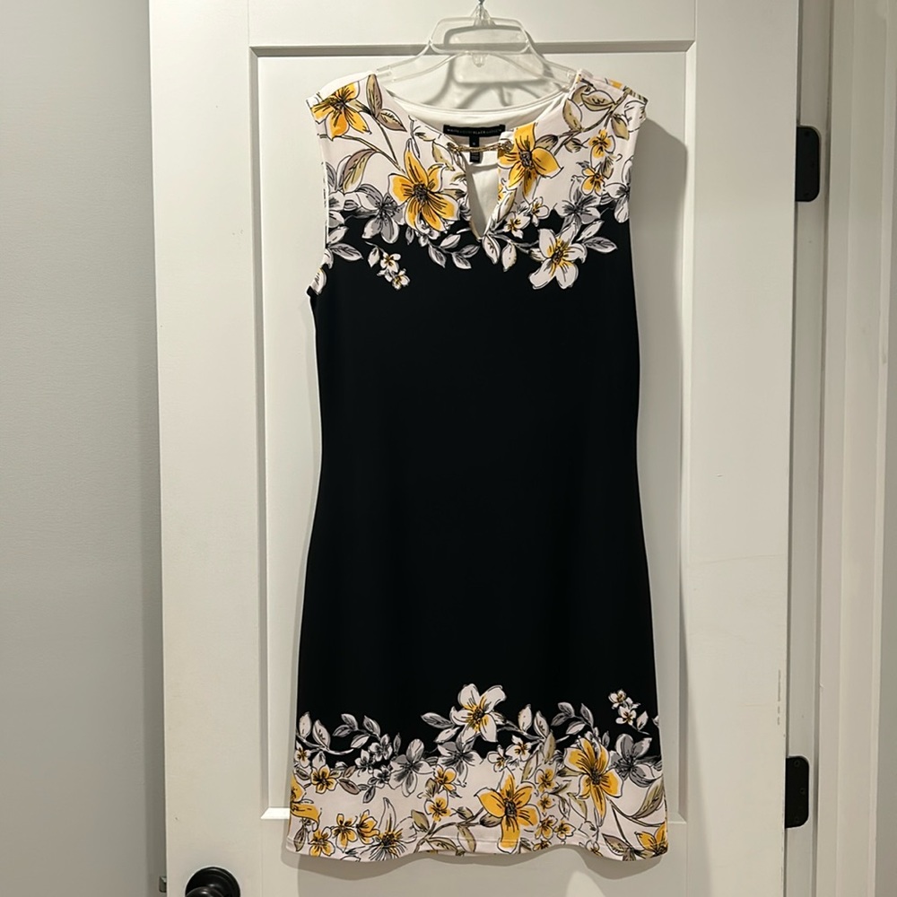 White House Black Market dress size small